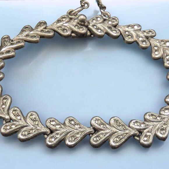 Vintage KD Sterling Silver Marcasite Necklace, Bracelet and Clip-On Earring Set - Picture 8 of 13